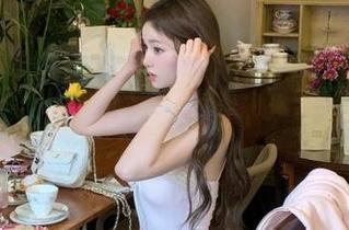 明明是在观看，结果却被166.fun吸引得无法自拔！