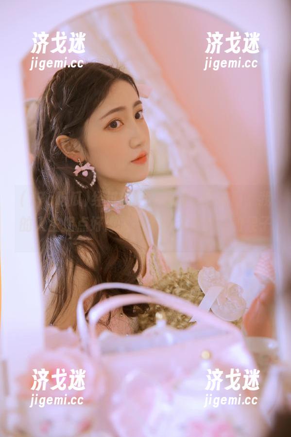 经过“17c吃瓜”传送门，我的人生拐点好像是一个吸引力十足的果子。