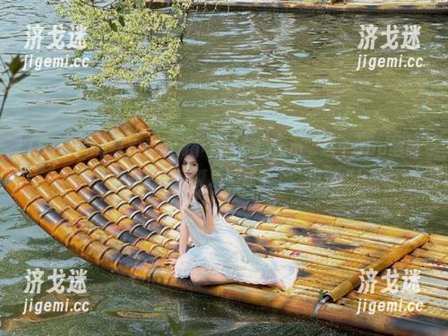 我跟你说，下载“51.com”这个app的时候，我的心情好复杂…成了个”瓜迷“！