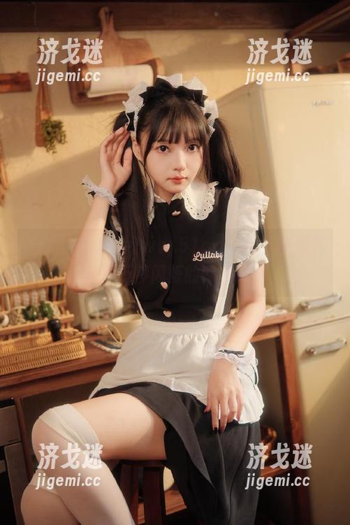 www.51cg.fun，吃瓜导航里不停闪烁的狗血故事