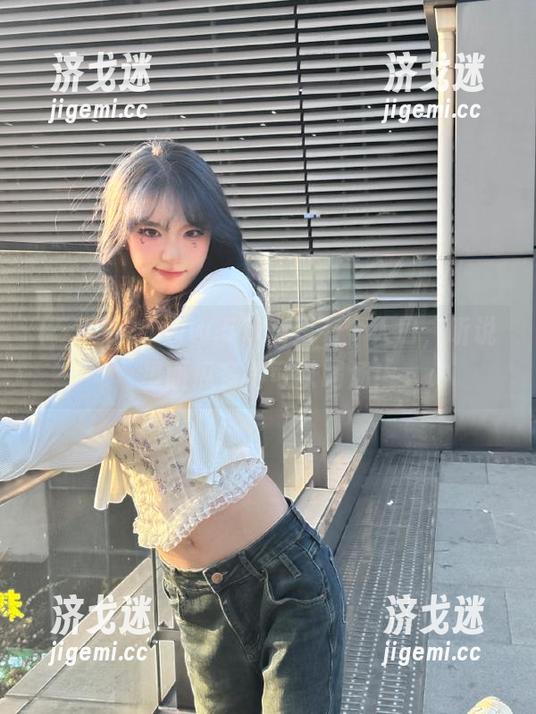 www.51cg里有个入口，听说里面瓜多得可以喝汤！