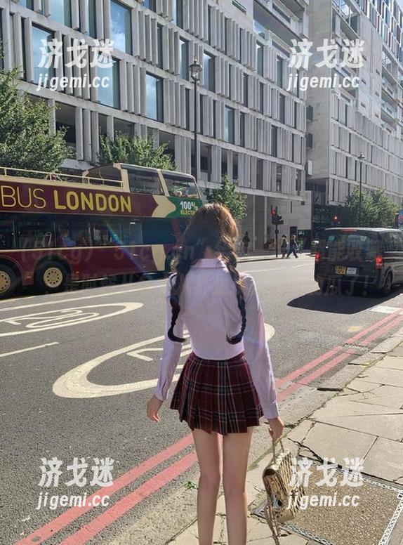“51cg.cn”给你一份“超能收藏”，是时候从各大八卦里挑挑最香的瓜了！