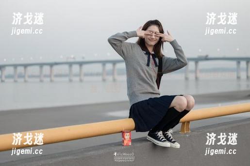 听说51cgfun最近要推出永久特权，作为吃瓜群众的我，感到一丝无奈...