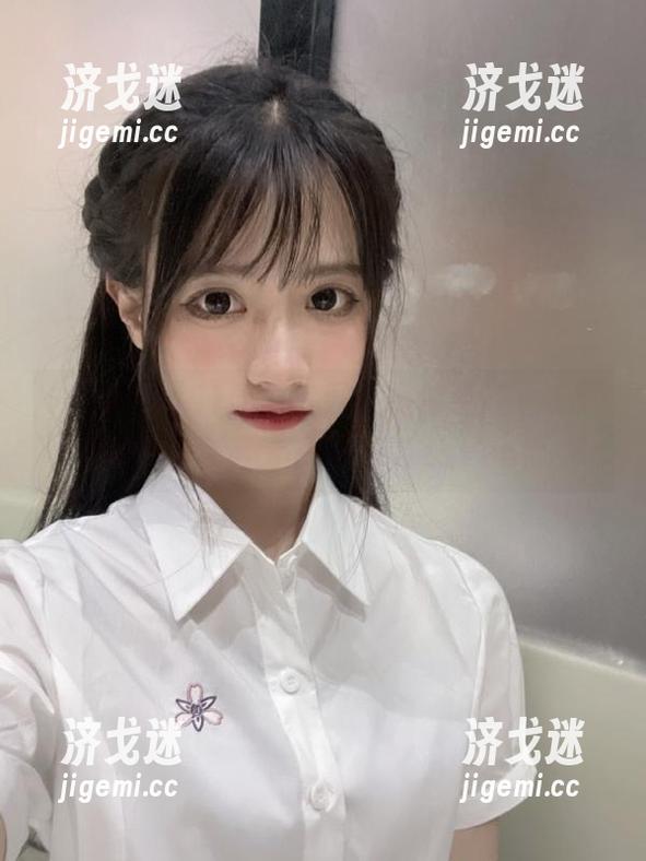 51吃瓜官网，偶尔更新一下，但内容永远onefromheaven！