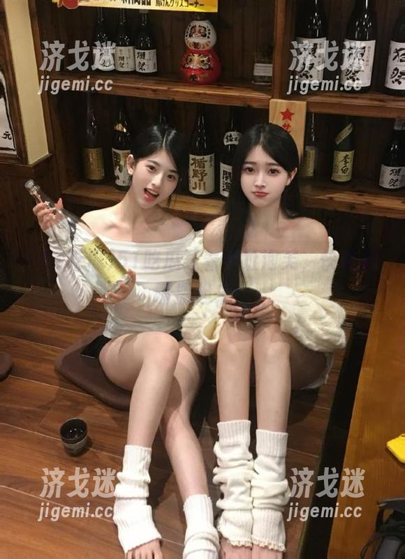 51吃瓜载着网址泡芙，快来把嘴撅起来！