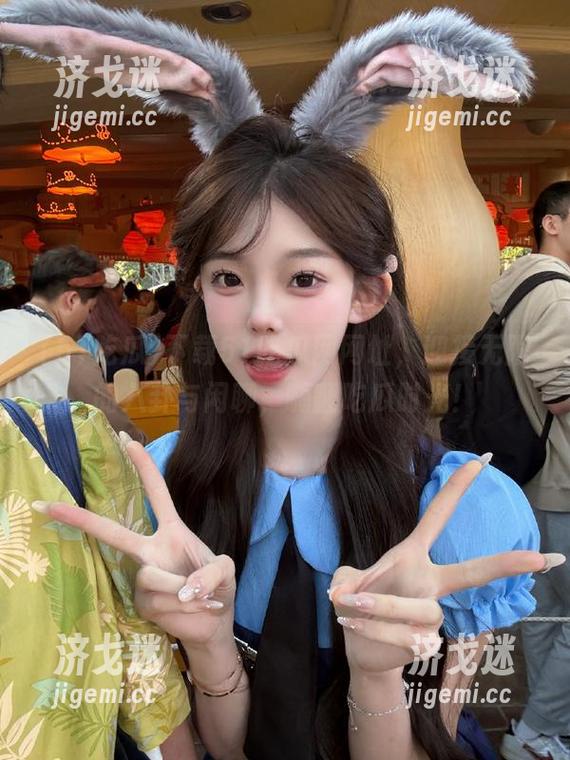 下载51吃瓜网网址，迎接无限的八卦与闲聊，嗨翻吃瓜时光！