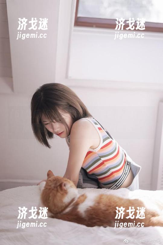 51吃瓜.apk，在线体验真正的瓜情碰撞，瓜友齐聚，热闹翻倍！