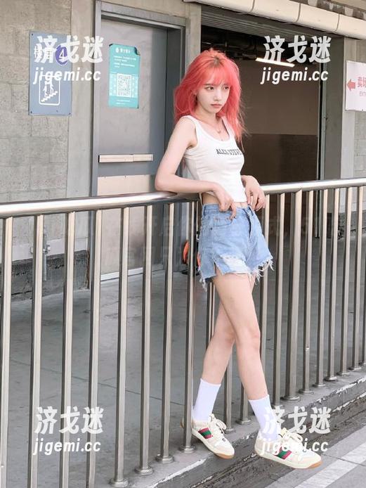在线开启你的狗仔模式，51吃瓜官网只为你不眠！