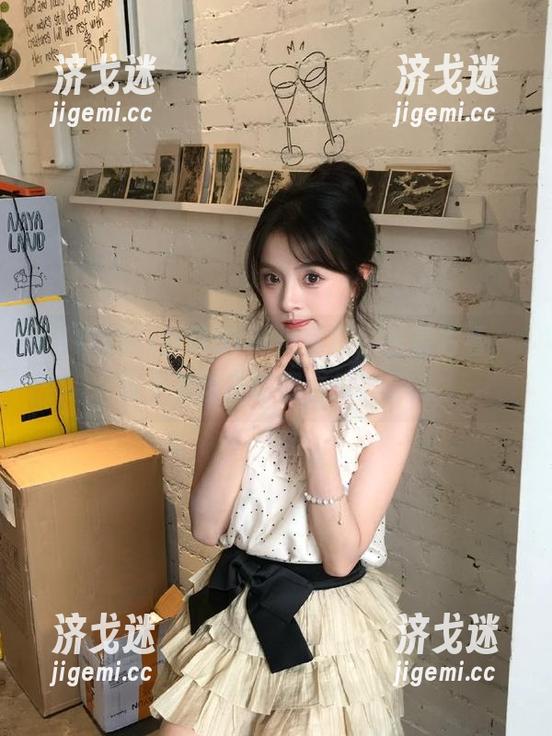 登录51吃瓜官网，左看右看，竟不知该先吃哪个瓜。。。