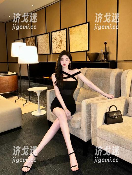 51吃瓜的“大瓜入口”，让我想到了我的大学生活…