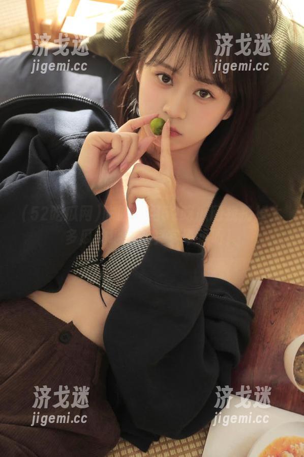 昨晚就用52吃瓜网找扔掉太多瓜的地址，其实不远呀！