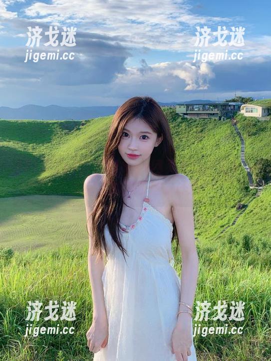 为了718.sx网页里的“大瓜”，我差点放弃了健身计划…