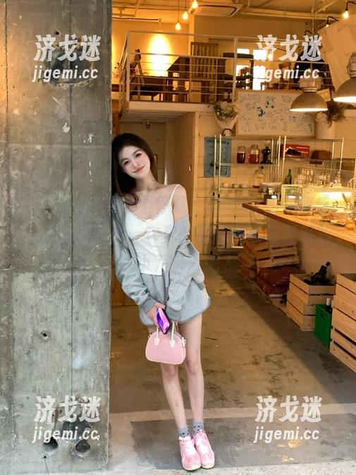 更新不停歇，718sx都快变成我的日常陪伴，它真的是个不能被忽略的“小八卦”吧？