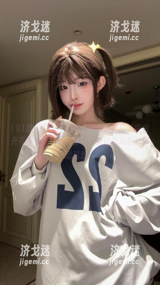 当91吃瓜官网发布那些‘墙内开花墙外香’的八卦，简直让吃瓜群众肆意遐想！