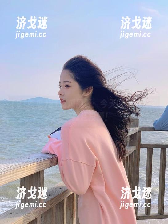 91吃瓜网页：今天的黑料又碎了，我还没懂！