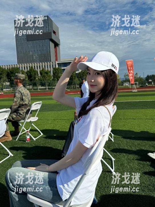 下载91吃瓜网，最新吃瓜活动让你的八卦新水平UP了不是一点点！