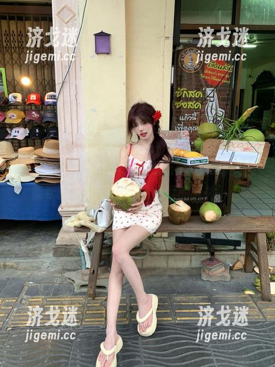 探秘hl155.ccmapp：每天都能带你飞进瓜田与你心爱的‘她’！