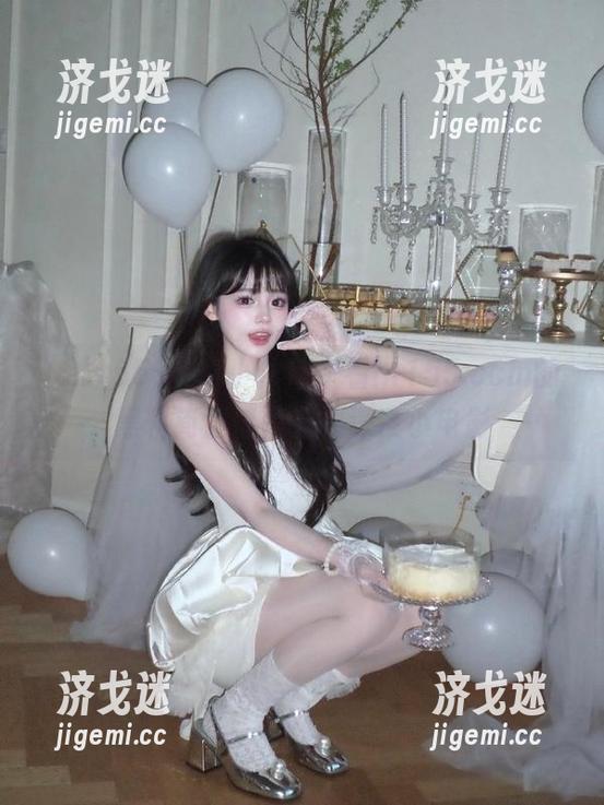 安卓小伙伴，看hl155.ccm的黑料简直像是在看深夜小电影