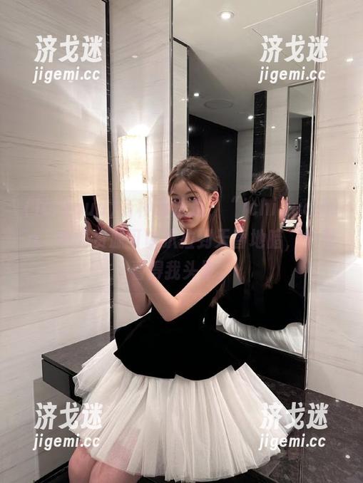 有种说法是，“ichigua.fun”中的资源可以扒拉到天昏地暗，只是看得我头晕。