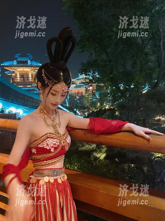 吃不到的瓜就等yule718.net更新，偷偷看大家的“香甜蜜语”