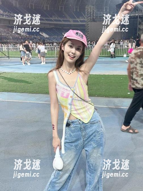 这次“zztt21”发布的内容，看得我半天没回过神