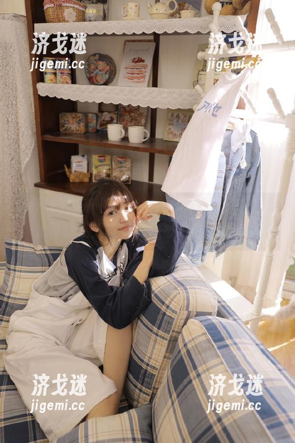 揭开“zztt87.ccm”苹果版的神秘面纱，捏捏你的好奇心像面团一样