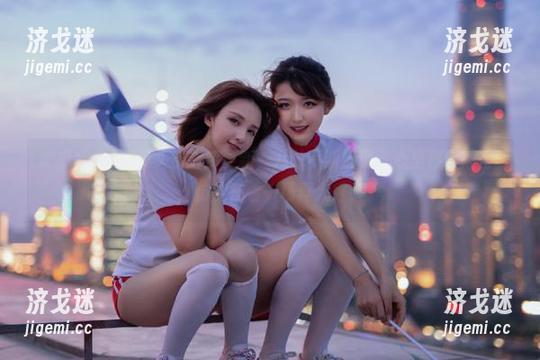 吃瓜头条 吃瓜头条最新更新,八卦不断涌现,心里那个期待呀,仿佛在看一场真人秀!