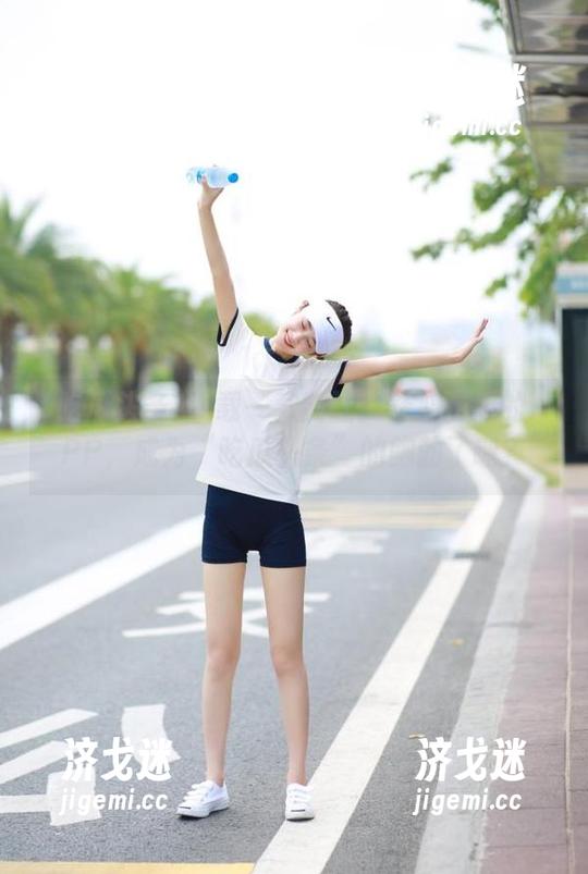 下载一款能让我舒心吃瓜的APP，成为“吃瓜头条”的鲍勃了嘛？