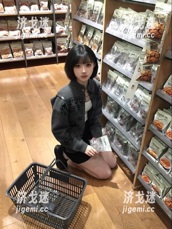 “吃瓜最前线”那个失传已久的入口，居然藏着不少香喷喷的新鲜瓜！