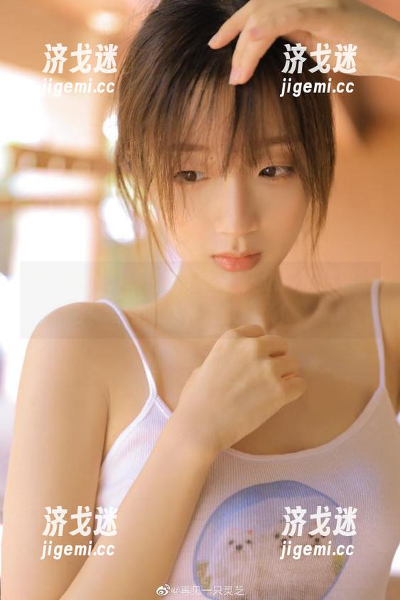 吃瓜网 劈哩啪啦开吃,传送门带你到吃瓜网的必看大瓜现场!