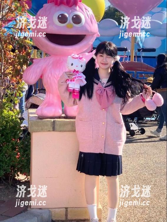 吃瓜网里的热门瓜好像又多了一份刺激感，你看了吗？