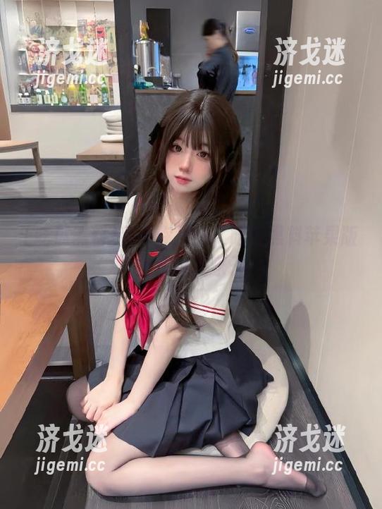 吃瓜黑料 别说你没在“吃瓜黑料苹果版”上在线找乐子!