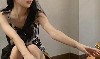 在‘带你吃瓜’，导航系统告诉我准备好呼喊！