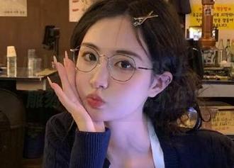 带你吃瓜在ios上，连我这种雕刻级表情都忍不住！