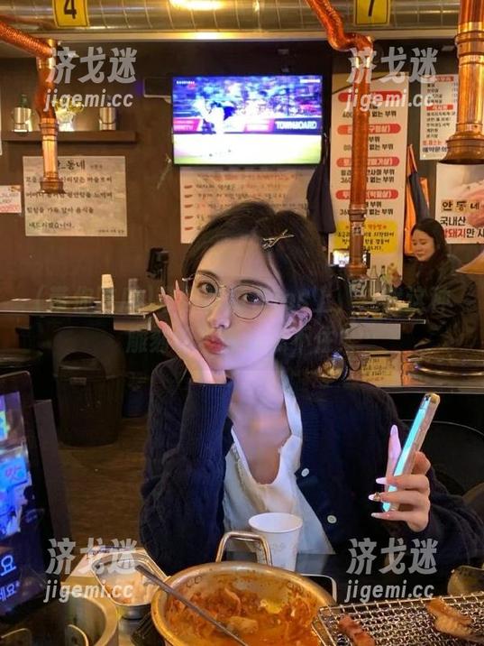 带你吃瓜在ios上，连我这种雕刻级表情都忍不住！