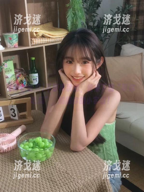 不要再犹豫，快来下载“带你吃瓜”，刷爆你的小宇宙！