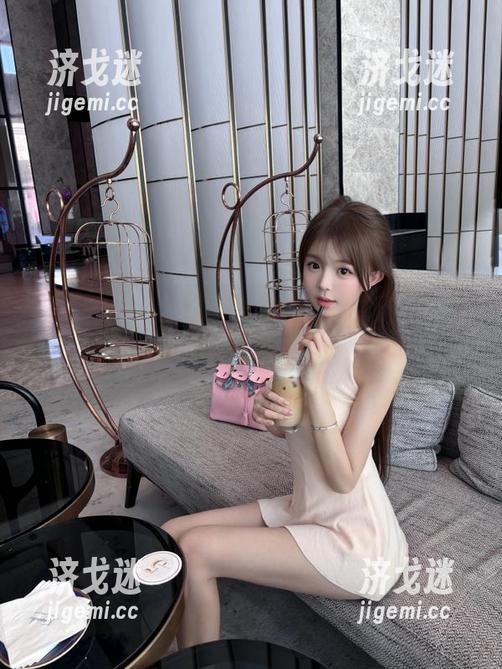 观看因爱成恨的狗血剧情，带你吃瓜，心情复杂到不行！