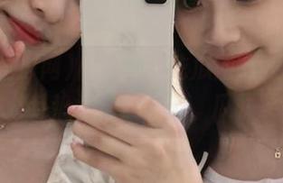 向“我要吃瓜网”致敬：网页上的八卦热浪，坐稳了，瓜就要来了！