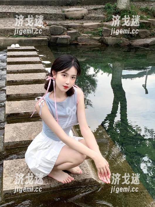 我要吃瓜网 首页预警!黑料滚滚而来,我坐在我要吃瓜网,感受剧烈的吃瓜热情!