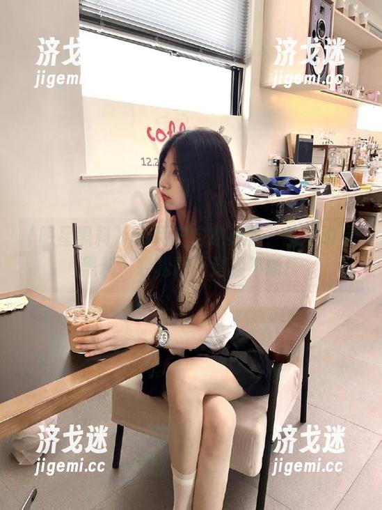 明星黑料 ios用户自愈必备?靠“明星黑料”轻松释压逗趣不断!