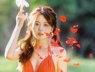 明星黑料在首页频繁上演，真想给他们加个“影帝”的小金人！