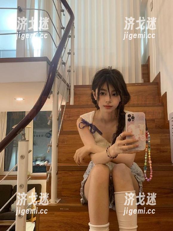 我要去正能量黑料社首页逛一圈，看能不能找到些值得一吐为快的干货！