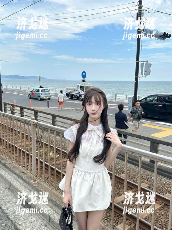 网曝吃瓜，我去这个网站，果然有种推开新世界的大门感！