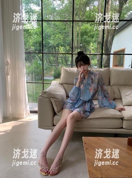 一边登录网曝黑料，一边期待又一次的震惊！
