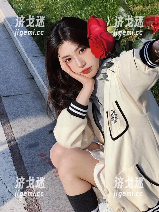分享zztt14黑料不打烊入口，今晚就看个不停，反正我是不见天日的主儿！