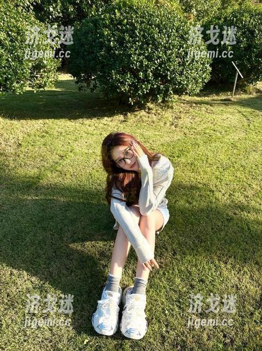 观看综艺里的正能量，却只想给自己熬碗鸡汤——黑料不打烊的真实对话