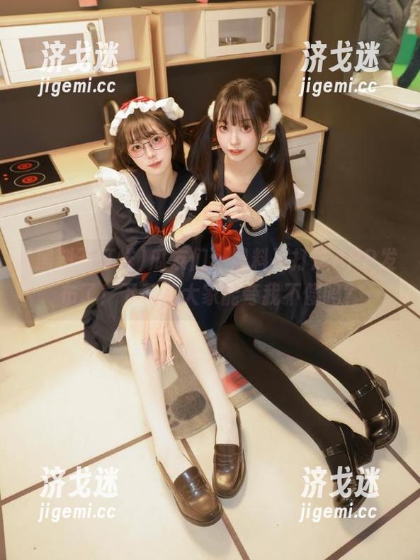 黑料不打烊 瓜友们,黑料不打烊APP发布了!下载前大家能夸我不傻吗?