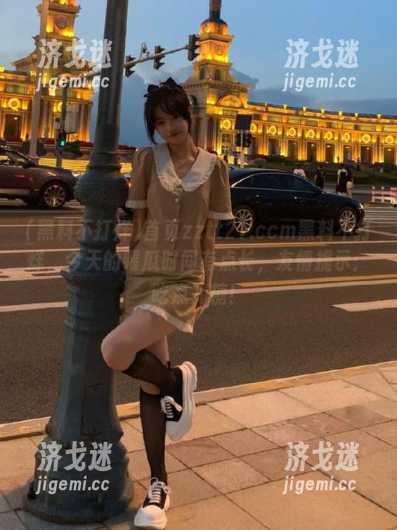 首页zztt21.ccm黑料不打烊，今天的喂瓜时间有点长，友情提示：吃点儿糖！