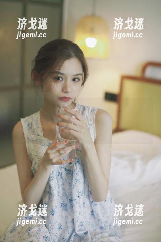 吃瓜不需请假，下载“zztt21.ccm黑料不打烊”app，合理安排瓜时也能兼顾工作！