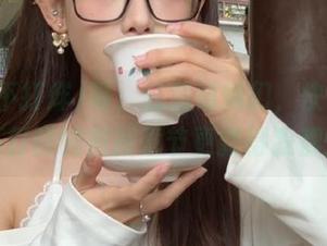 喂，兄弟姐妹们，快收藏！黑料不打烊的最新章节更新得我都懵了！